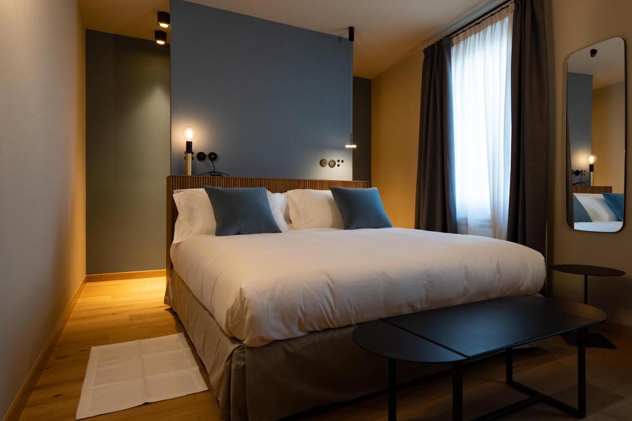 Locanda Moderna Carlambroeus Montevecchia ภายนอก รูปภาพ