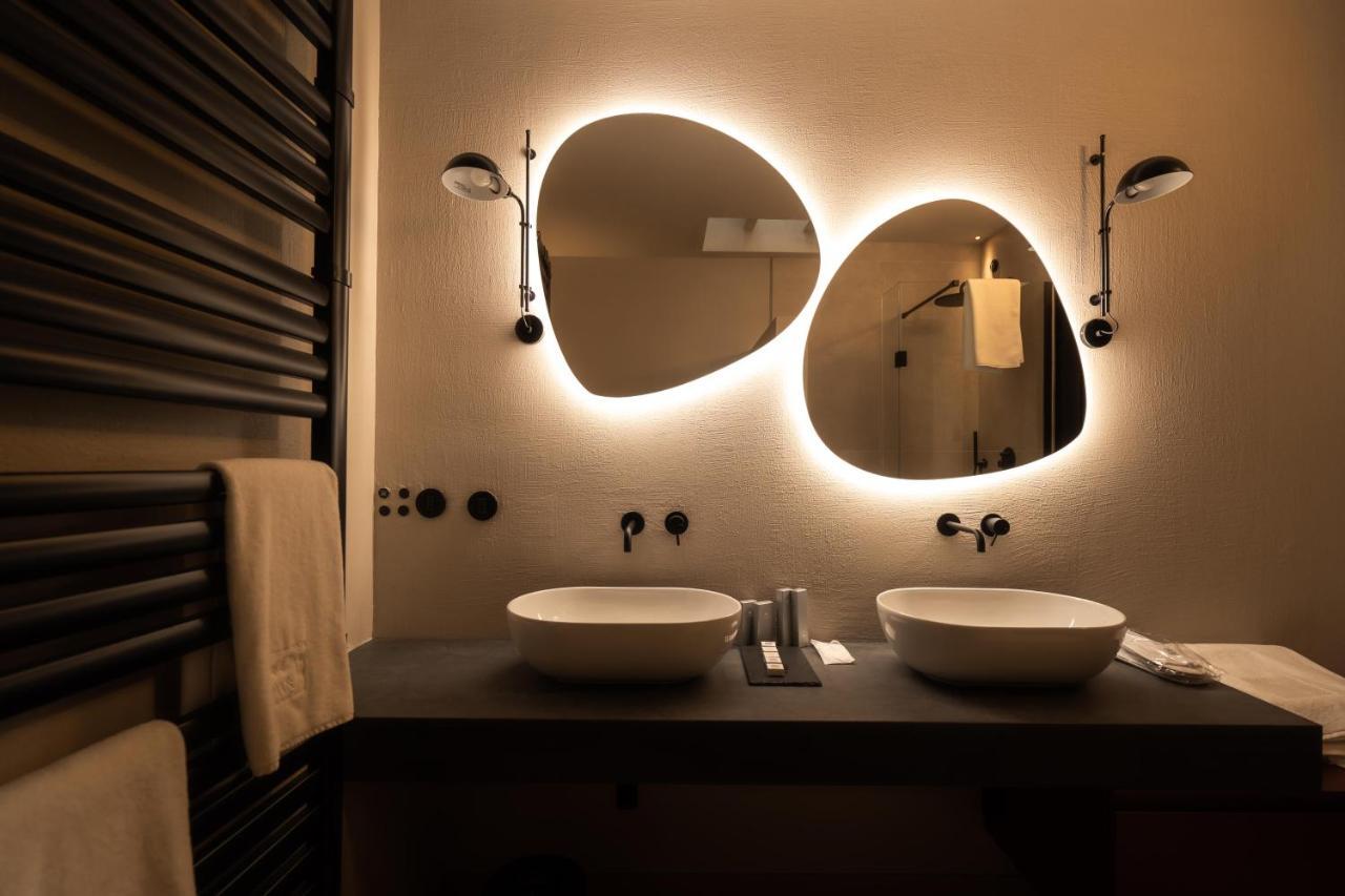 Locanda Moderna Carlambroeus Montevecchia ภายนอก รูปภาพ
